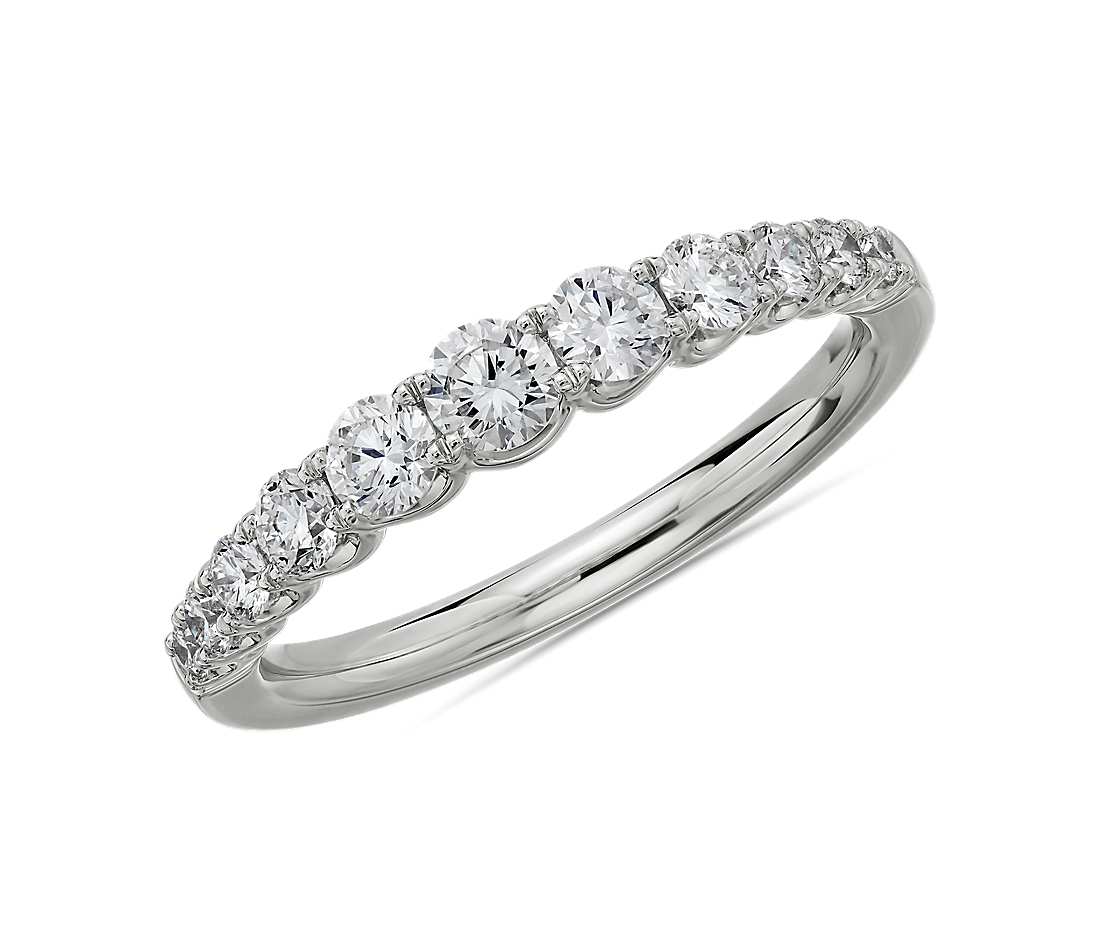 Обручальное кольцо с бриллиантами(0,60 ct.) из платины 950 пробы 