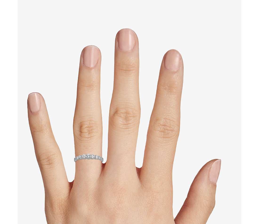 Обручальное кольцо с бриллиантами(0,60 ct.) из платины 950 пробы 