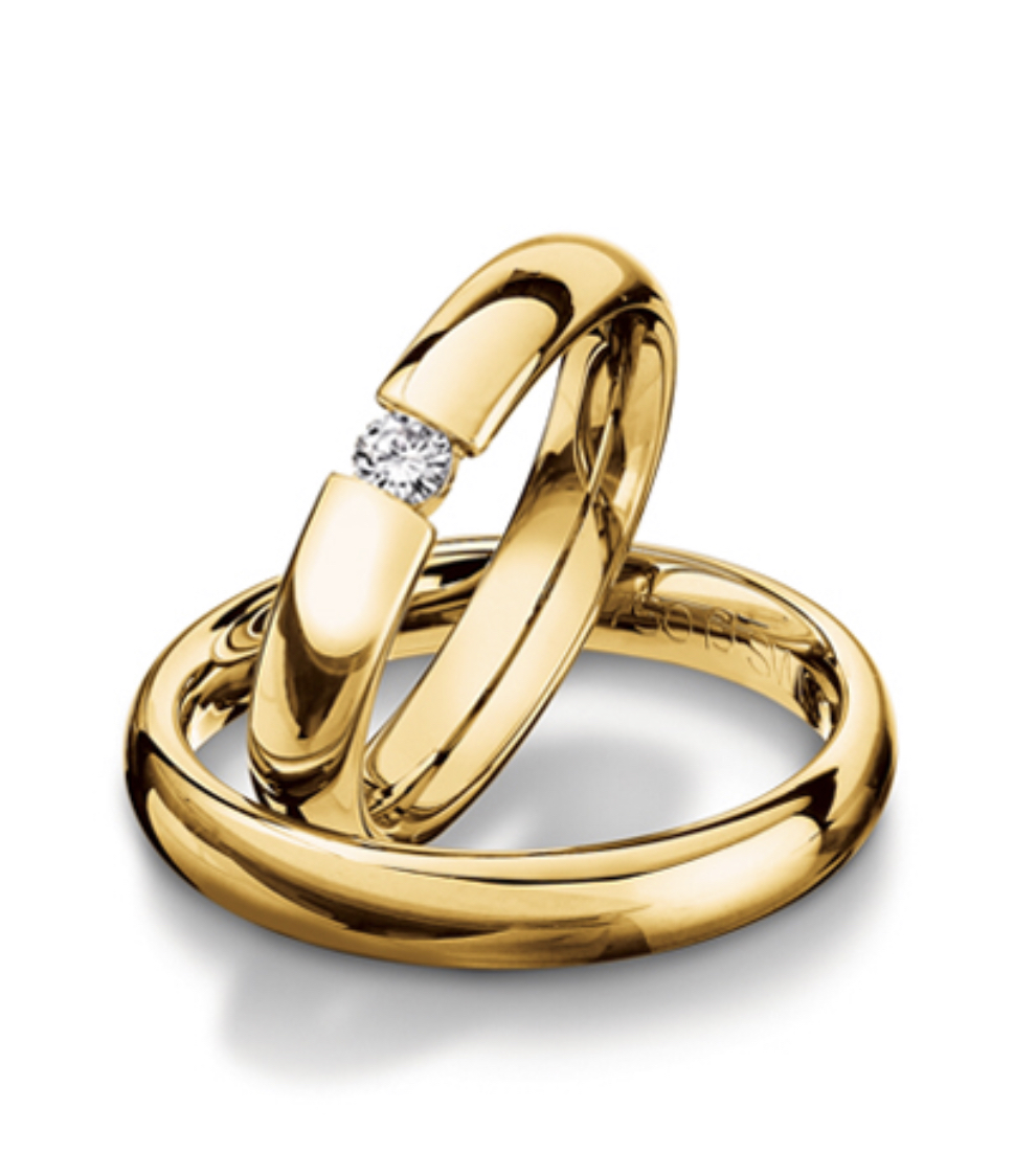 Обручальные кольца с бриллиантом(0,10 ct.) из желтого золота 