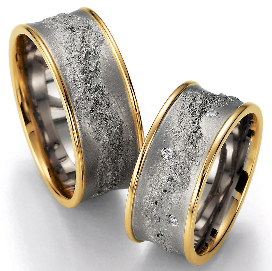 Обручальные кольца с бриллиантами(0,042 ct) из платины и золота 
