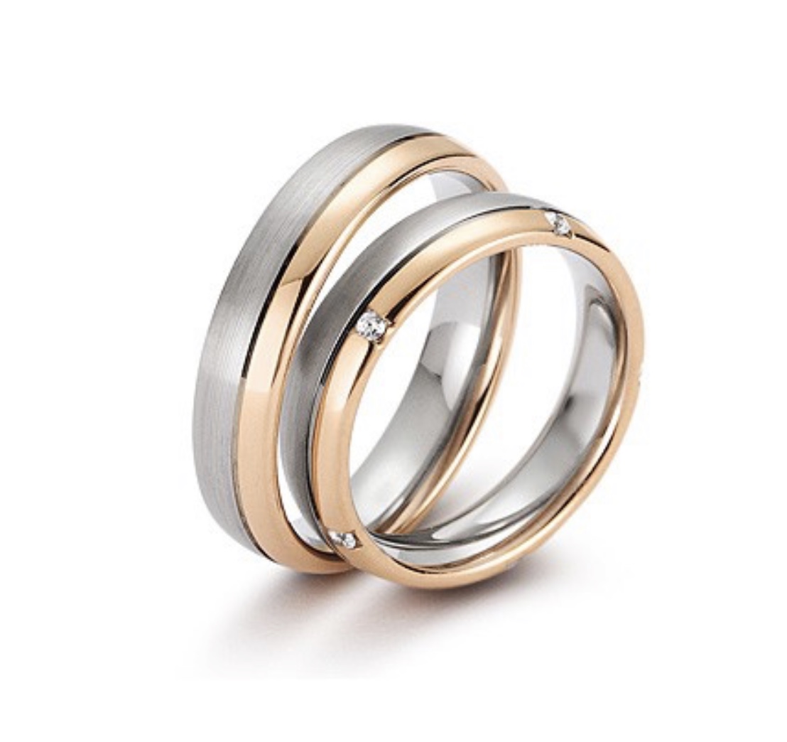 Обручальное кольцо  с бриллиантами(0,15 ct.) из платины и золота